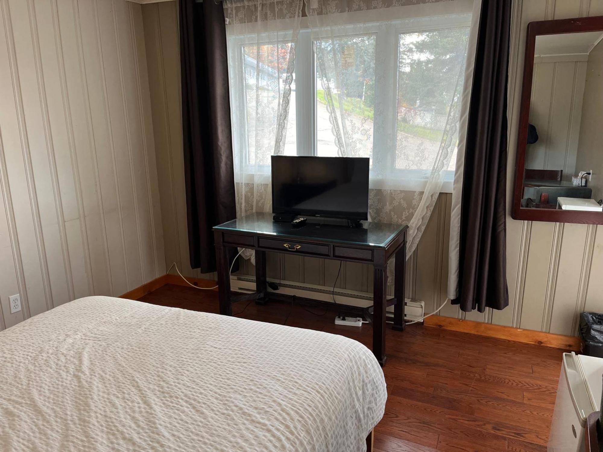 Motel Clair Mont サンタガット・デ・モン エクステリア 写真